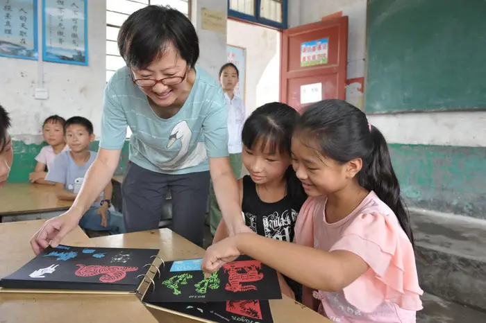 2015 China AIDs Fund Libraries, photo 14